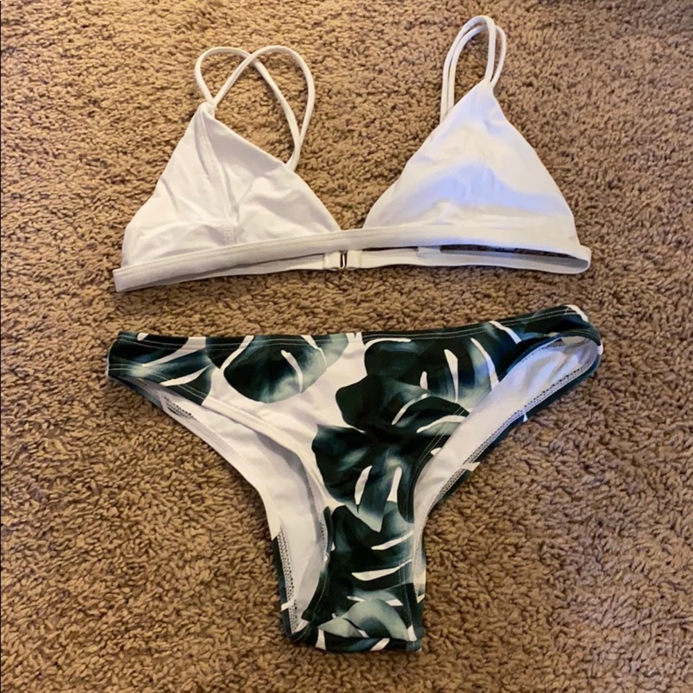 Bathing suit